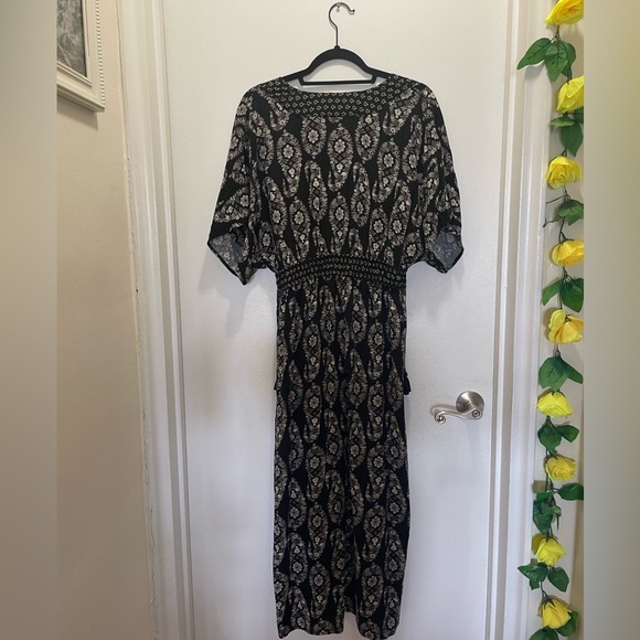 Knox Rose Flowy Smocked Maxi Dress - Picture 6 of 9